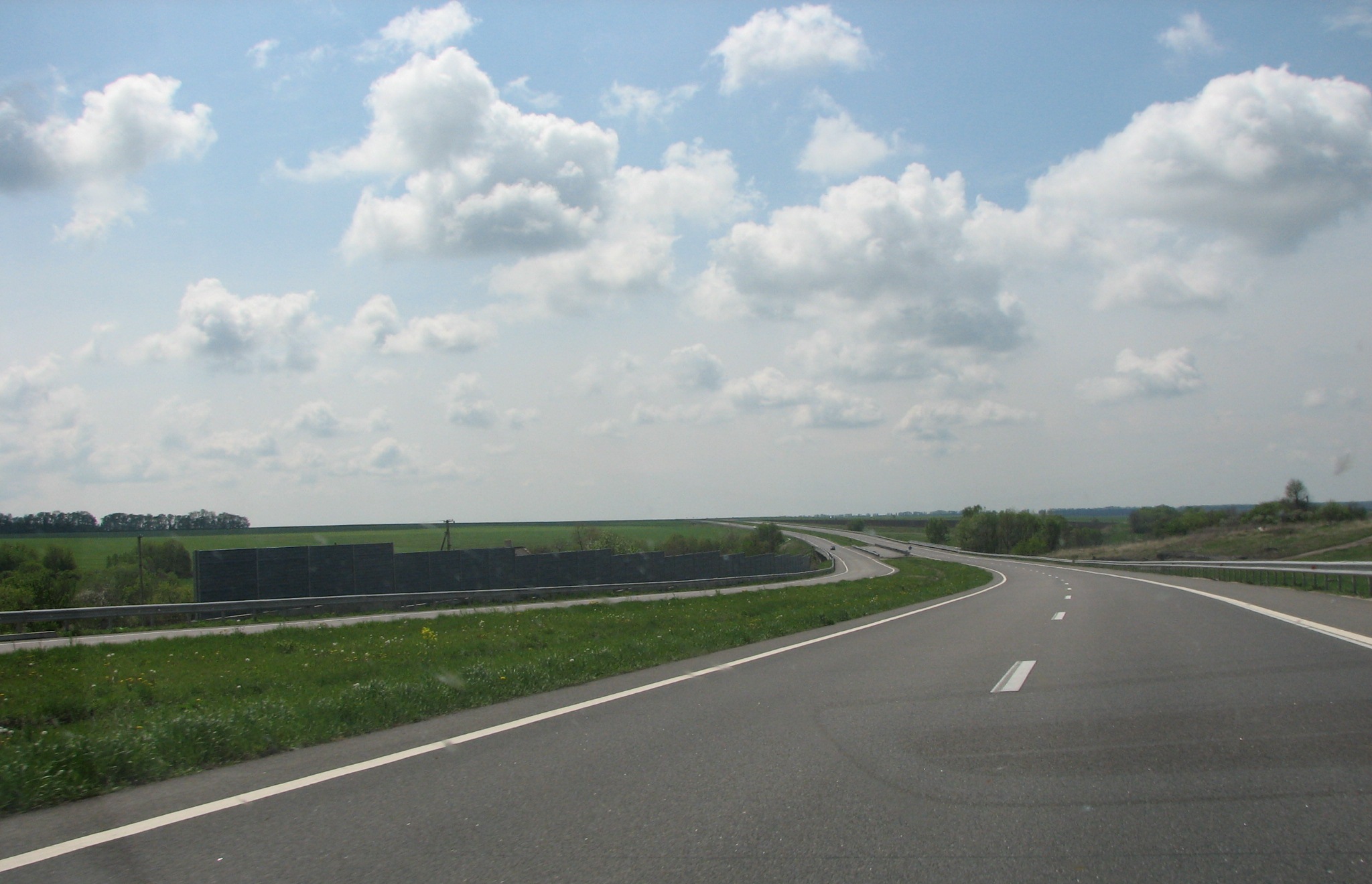 Motorway_Kharkive-Dnipropetrovs'k.jpg