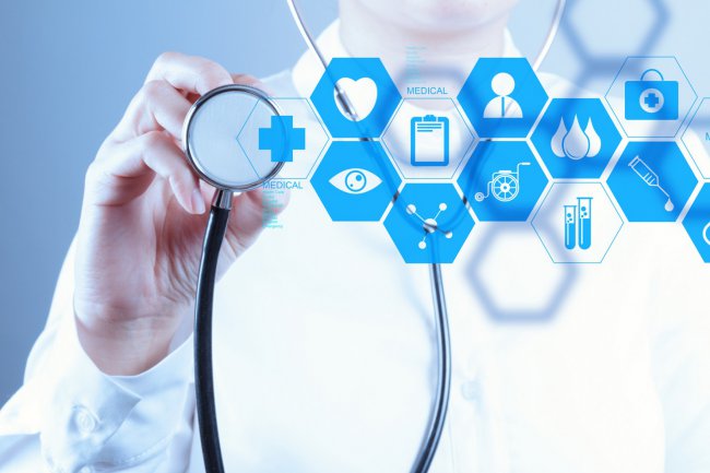 bigstock-Medicine-Doctor-Hand-Working-W-44541469-650x433.jpg
