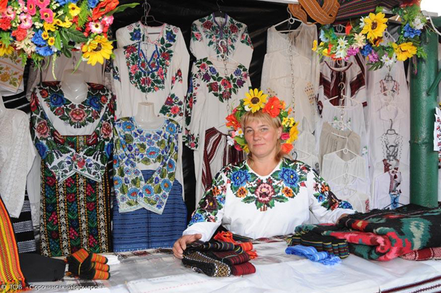 www.yarmarok.poltava.uaf5e704eb1311953877.jpg