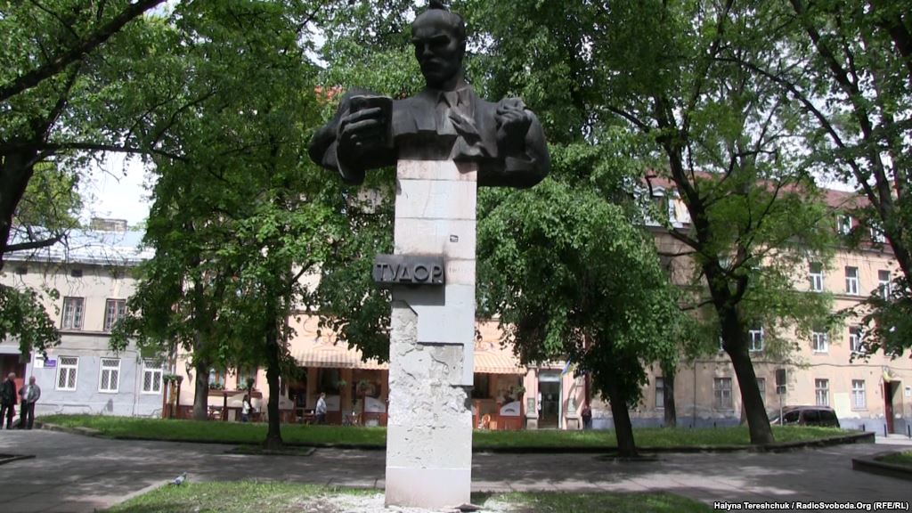 1467354400-8408.jpg