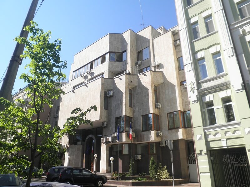 posolstvo-frantsii-v-ukraine.jpg