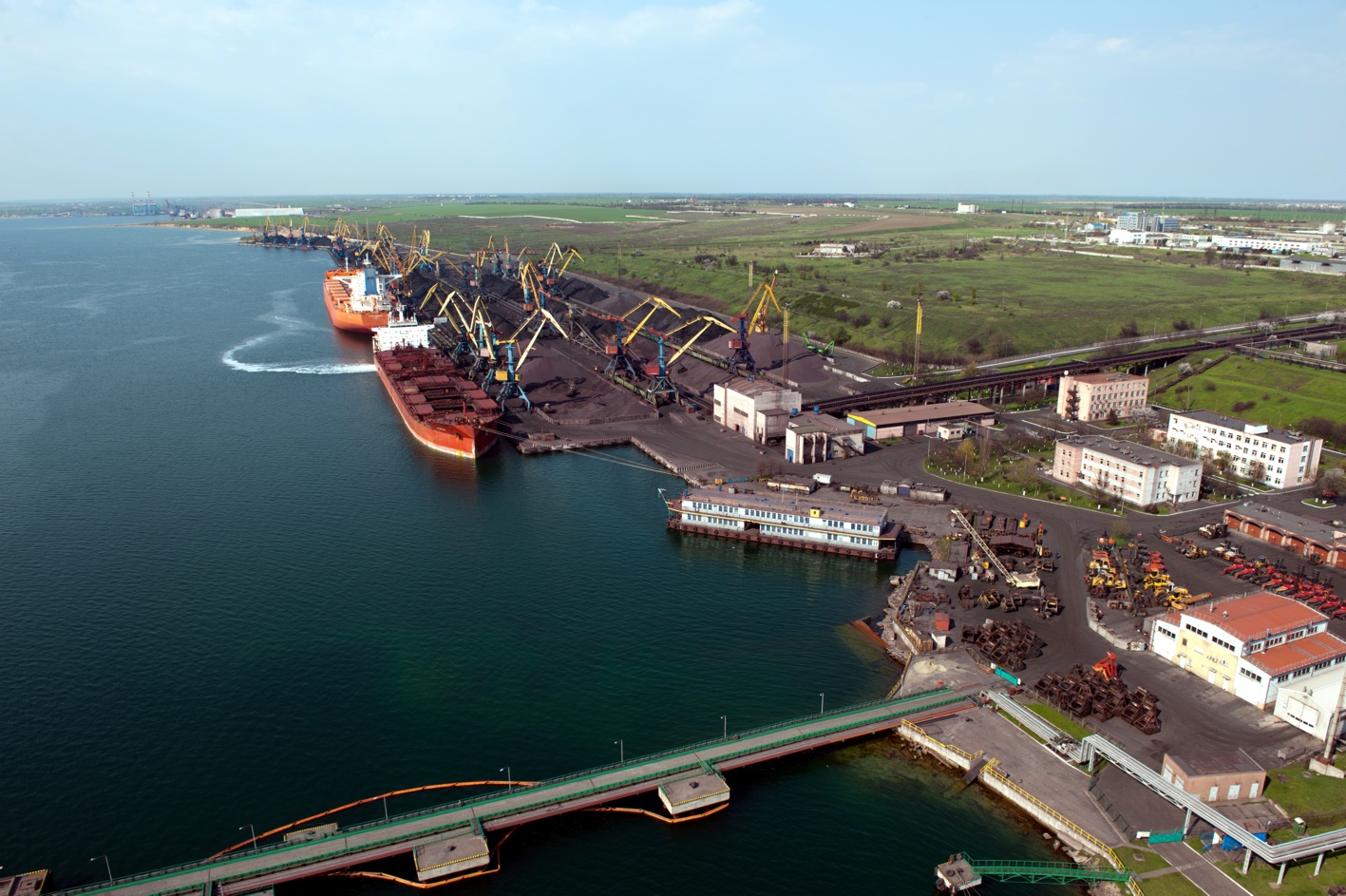 port-yuzhnyj.jpg