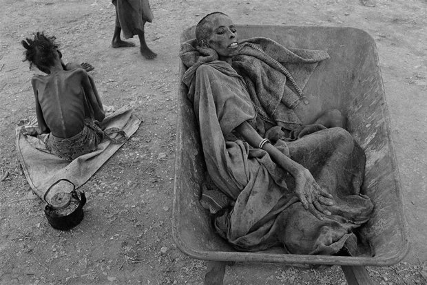 4. Голод в Сомали – Джеймс Нахтвей, 1992
