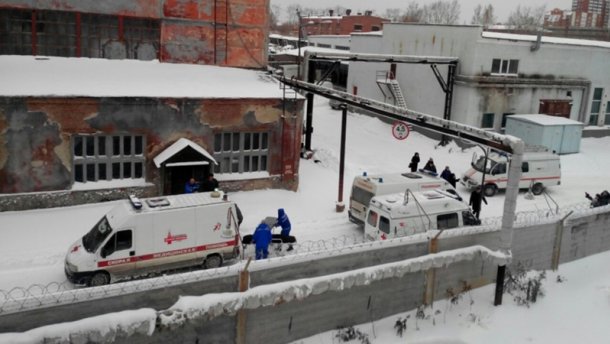 В России рухнула крыша завода, производящего Буки - есть погибшие