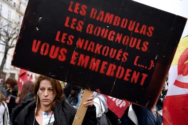 Париж протестуют