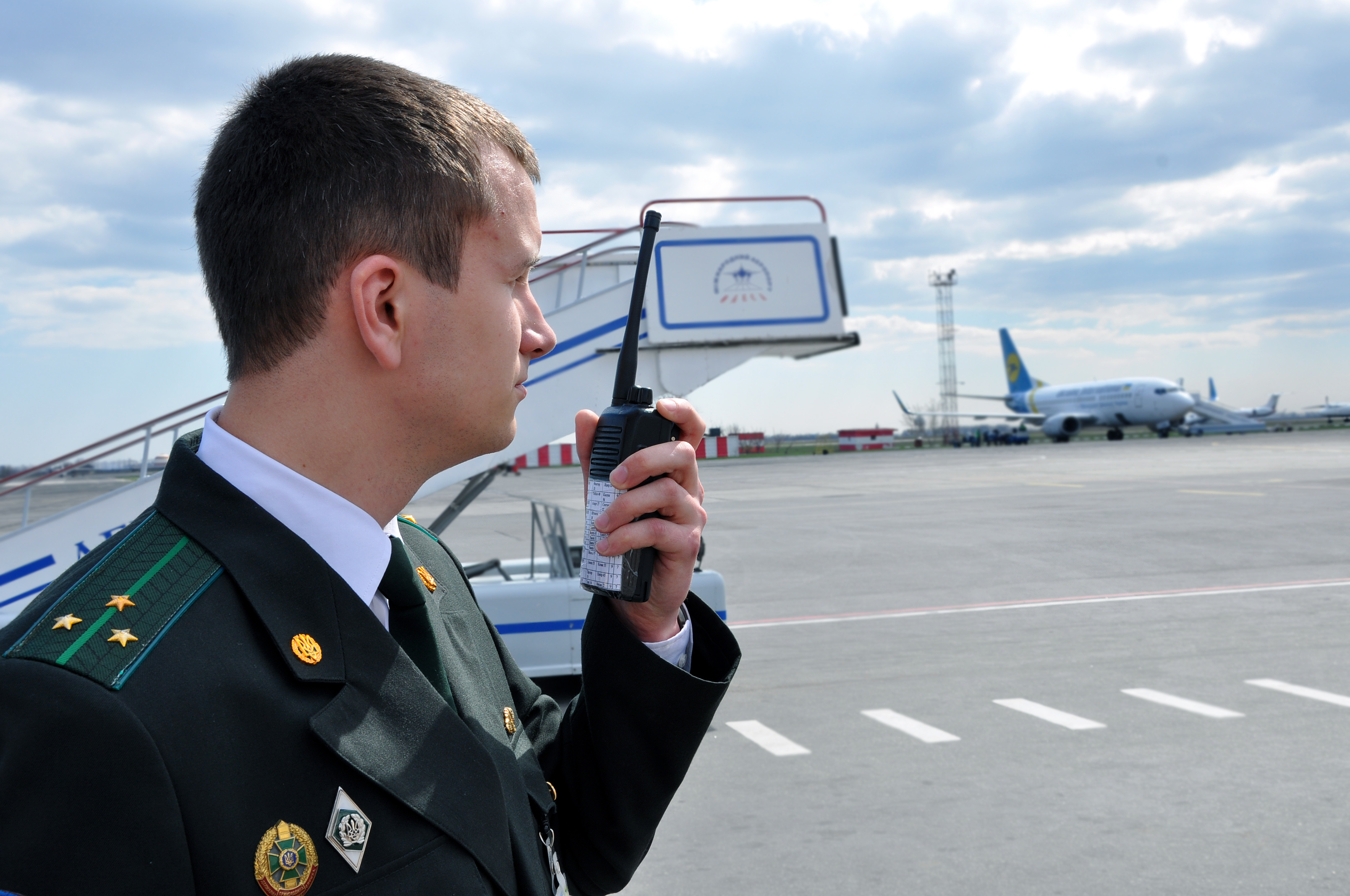 Аэропорт пограничная служба телефон. Отряд пограничного контроля в международном аэропорту Шереметьево.