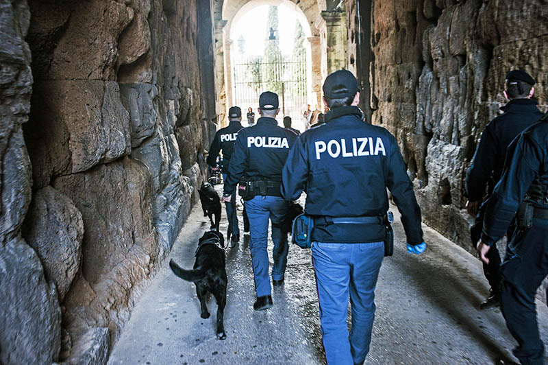 полиция италии