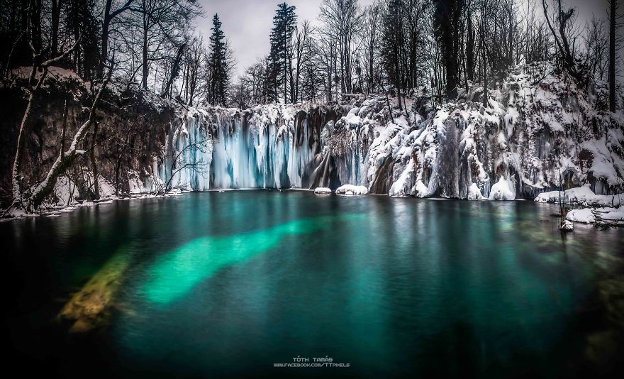 зимний водопад