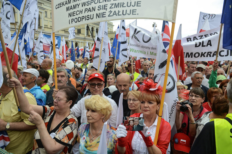 Варшава акция. Жители Варшавы. Poland Pis.