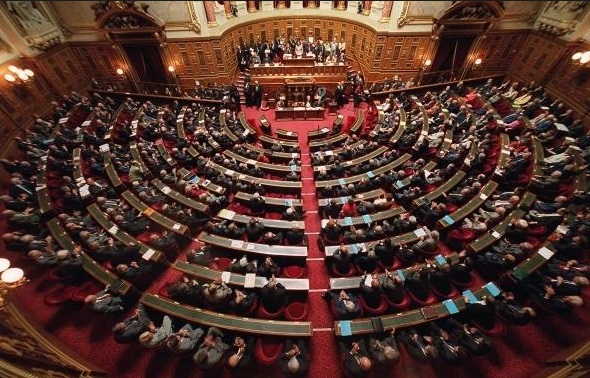 парламент
