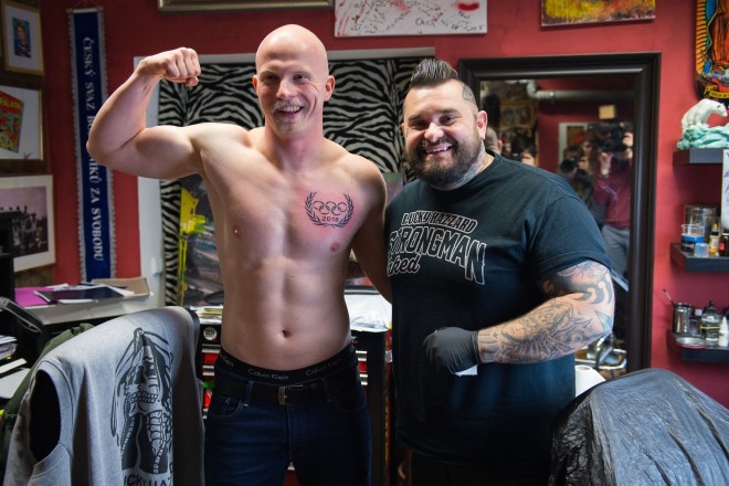 Теперь новые татуировки себе наносят бобслеисты нового поколения чешской сб...