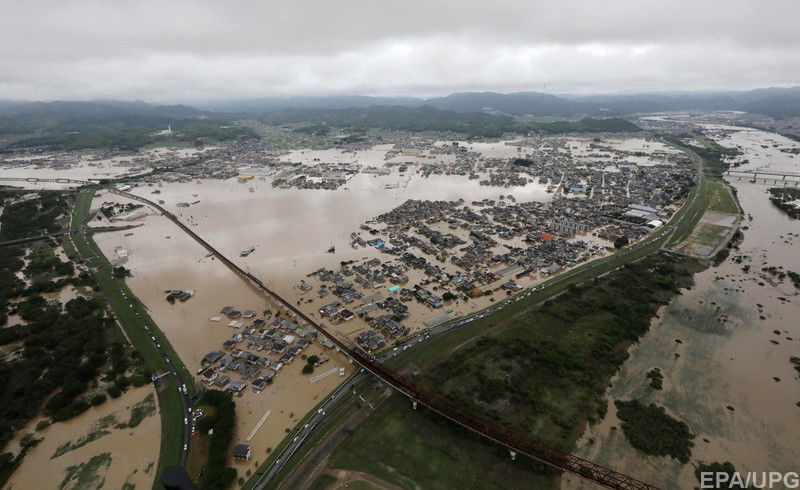наводнение в японии.