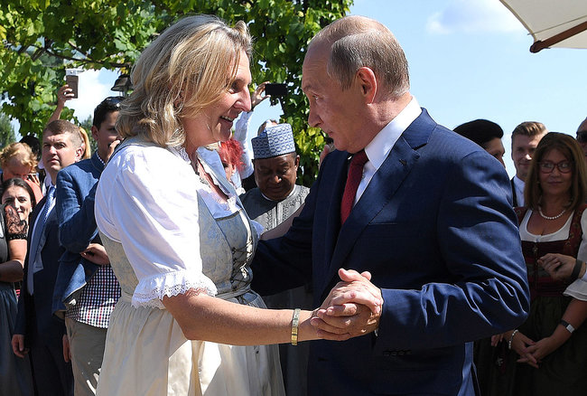 танцы с Путиным