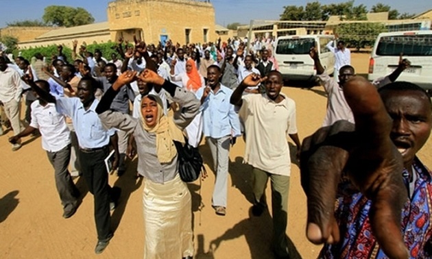судан протесты