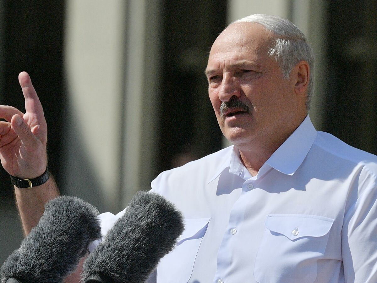 Лукашенко на митинге
