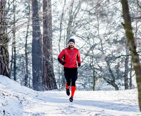 Бег зимой: как правильно заниматься спортом в холодное время